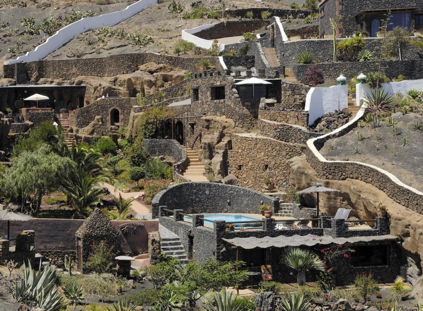 Holiday home Castillo Lanzarote Bailey - Luxury - Pet Friendly With Heated Pool *
