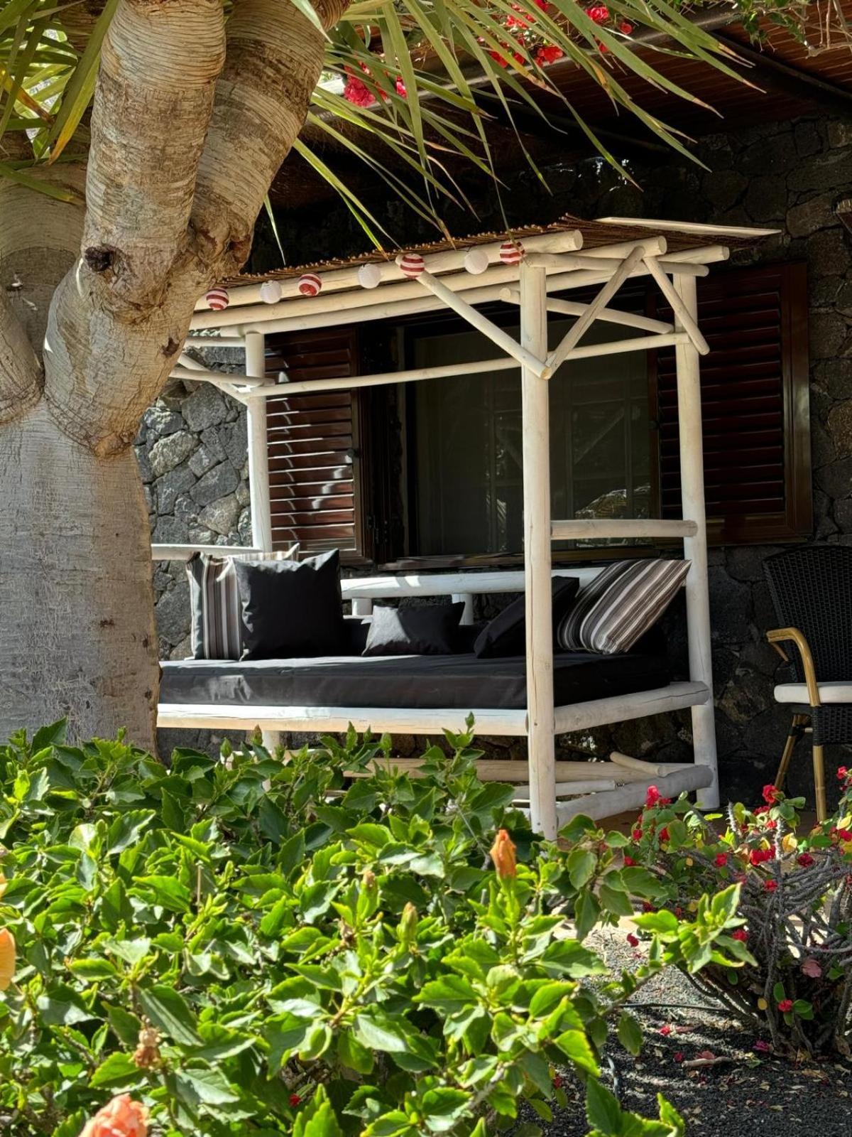 Holiday home Castillo Lanzarote Bailey - Luxury - Pet Friendly With Heated Pool