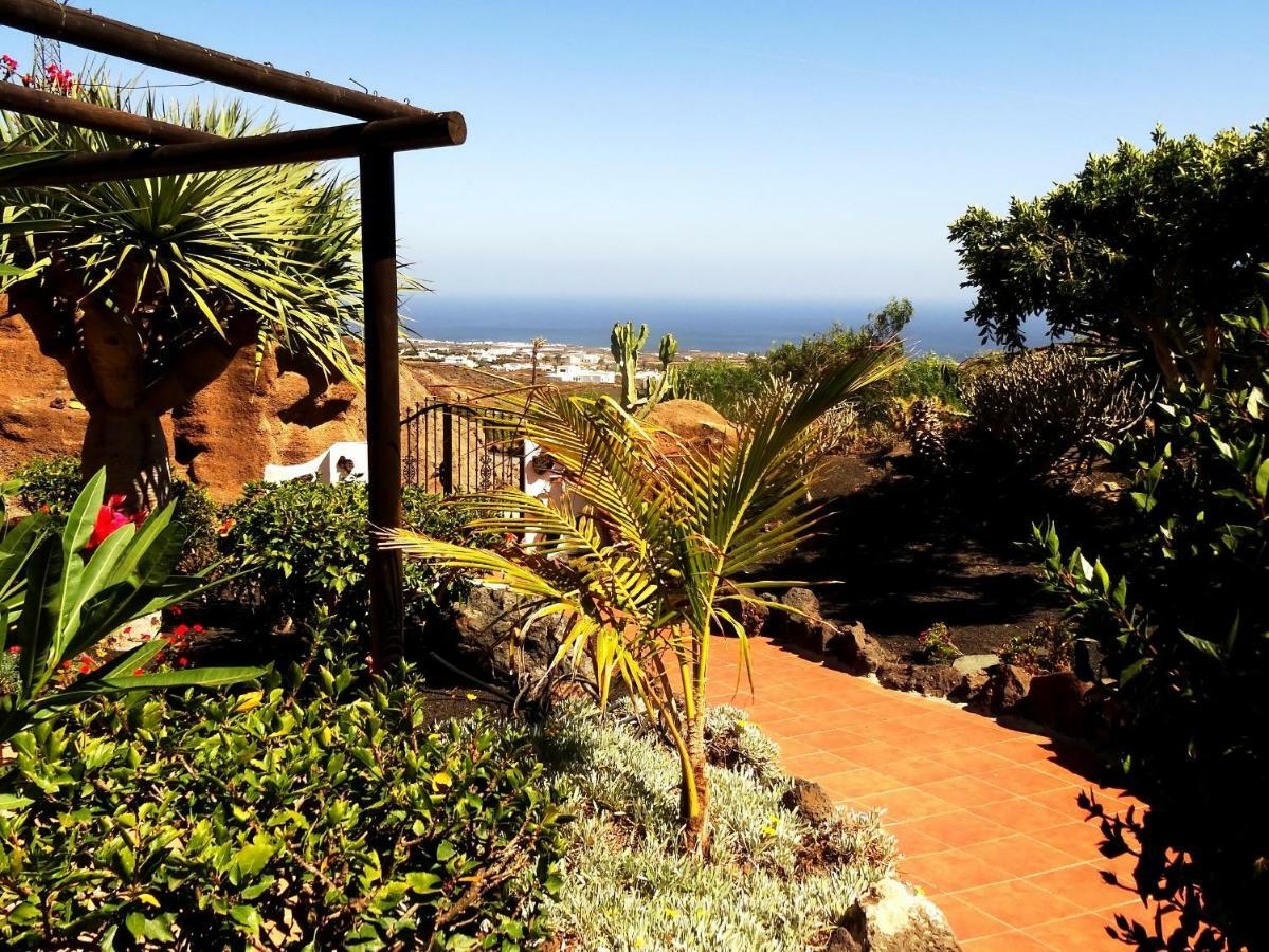 Castillo Lanzarote Bailey - Luxury - Pet Friendly With Heated Pool Holiday home