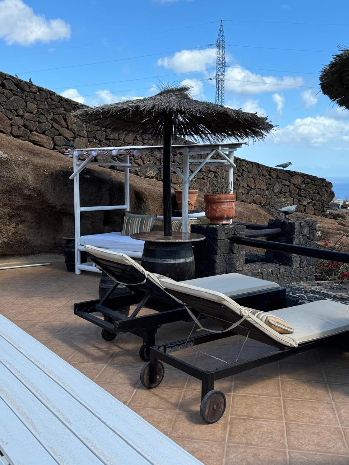 Casa de Férias Castillo Lanzarote Bailey - Luxury - Pet Friendly With Heated Pool