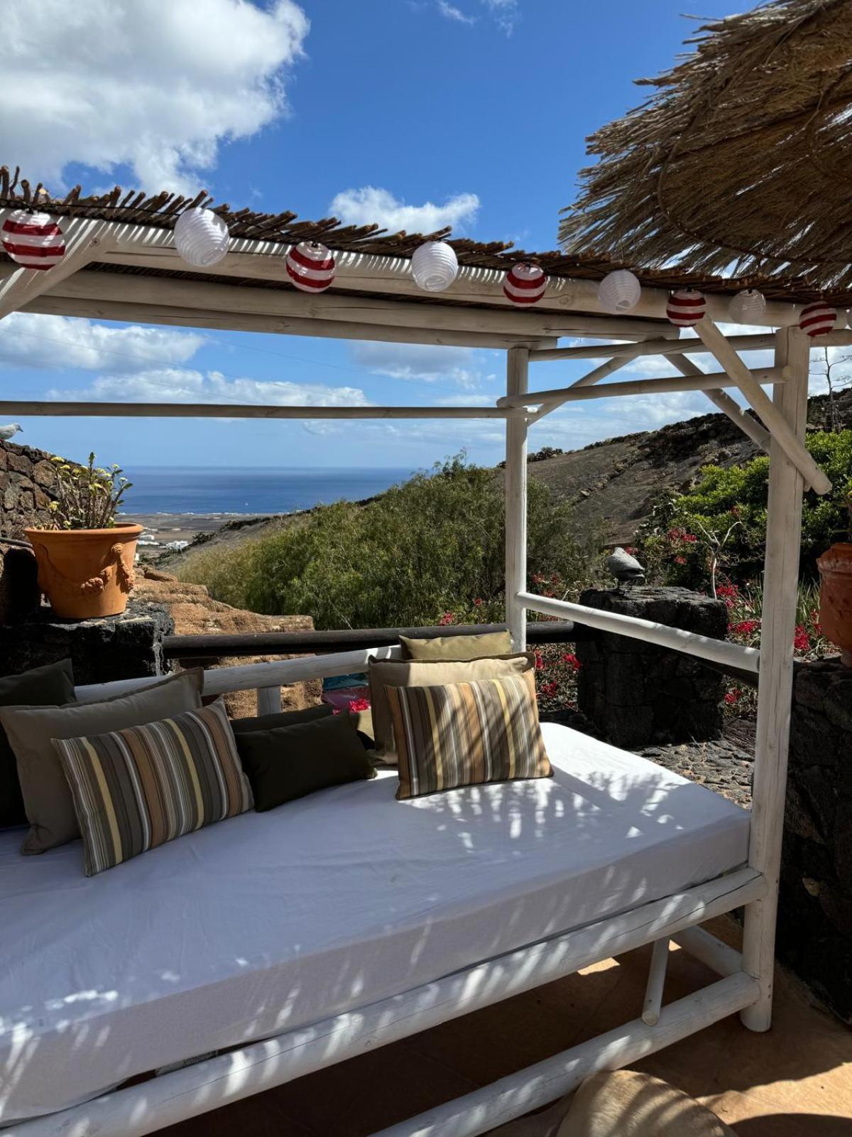 Castillo Lanzarote Bailey - Luxury - Pet Friendly With Heated Pool