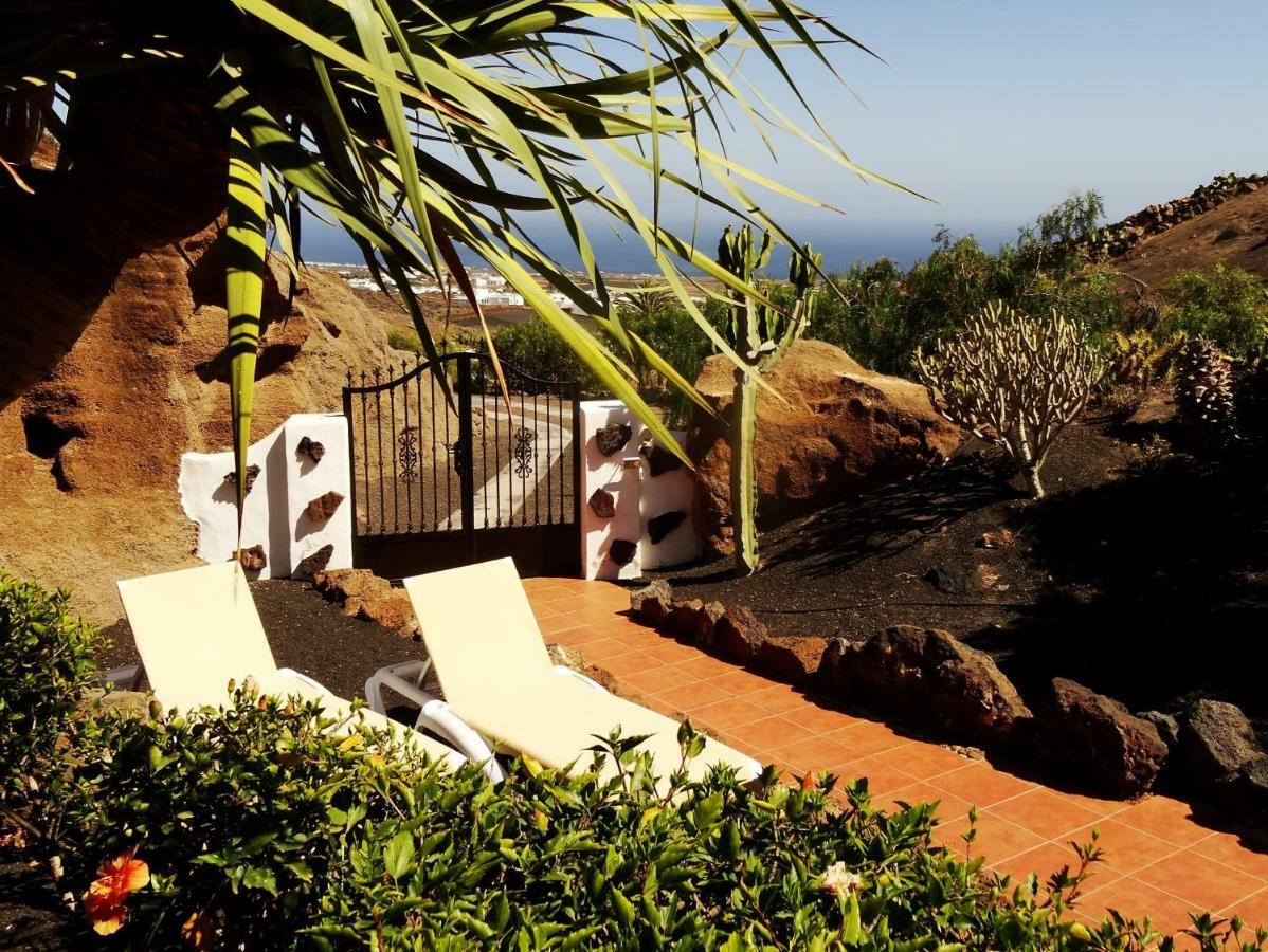 Castillo Lanzarote Bailey - Luxury - Pet Friendly With Heated Pool *